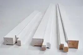 Grenen 56x115x2315 mm binnendeurkozijn stomp wit gegrond met rubber strip