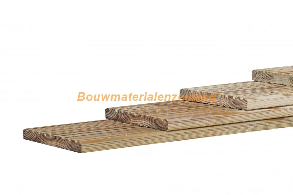 Grenen geprofileerd dekdeel 2,8x14,5x400 cm, 1 zijde grof profiel, 1 zijde glad, groen ge?mpregneerd