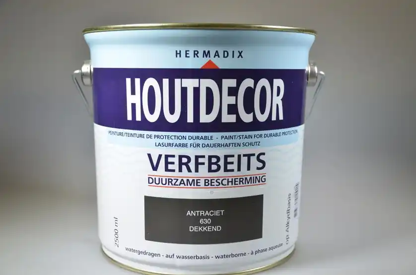 2,5 L Herm.Houtdecor Dekkend 630
