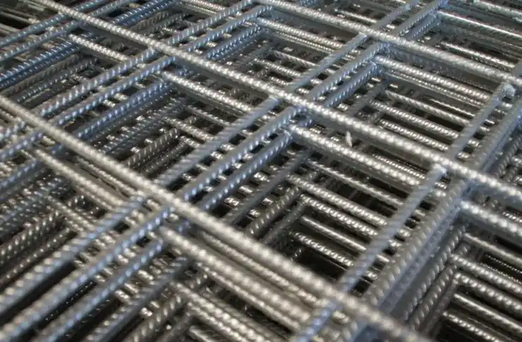 Verzinkte bouwstaalmat, ø5mm, #10x10cm, afm. 3x2m
