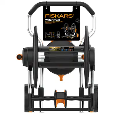 1067670 - FISKARS MANUEEL XL MET WIELEN EXCLUSIEF TUINSLANG